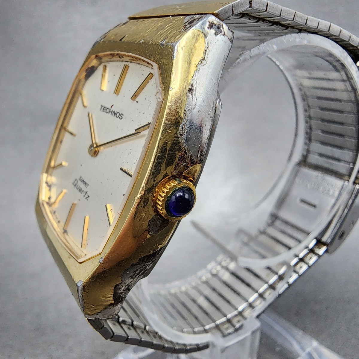 Technos Summit Quartz Watch Men 33mm White Dial Gold Tone Octagon
