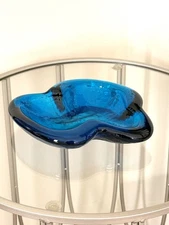 Blenko Style Amoeba Freeform MCM Art Glass Ashtray Dish Cobalt Blue Heavy