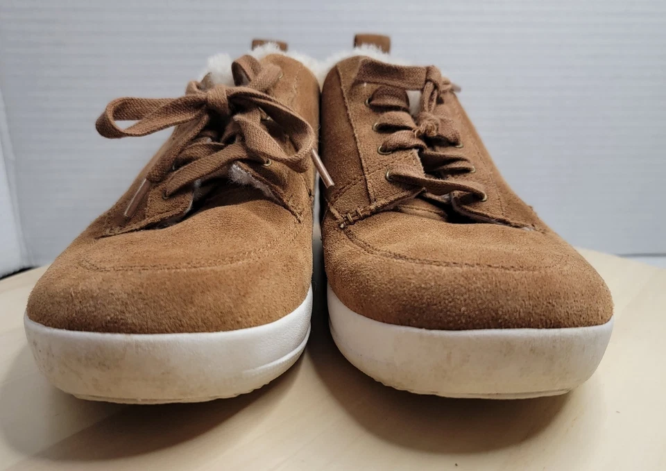 Tênis FITFLOP Glenda Shearling camurça marrom tombado EUA 7.5 pele de carneiro - Imagem 4 de 4