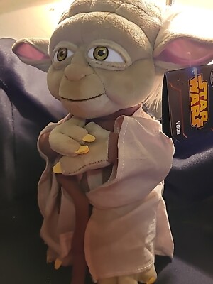 Star Wars Disney Store Genuine Original Authentic Yoda Plush With Tag
