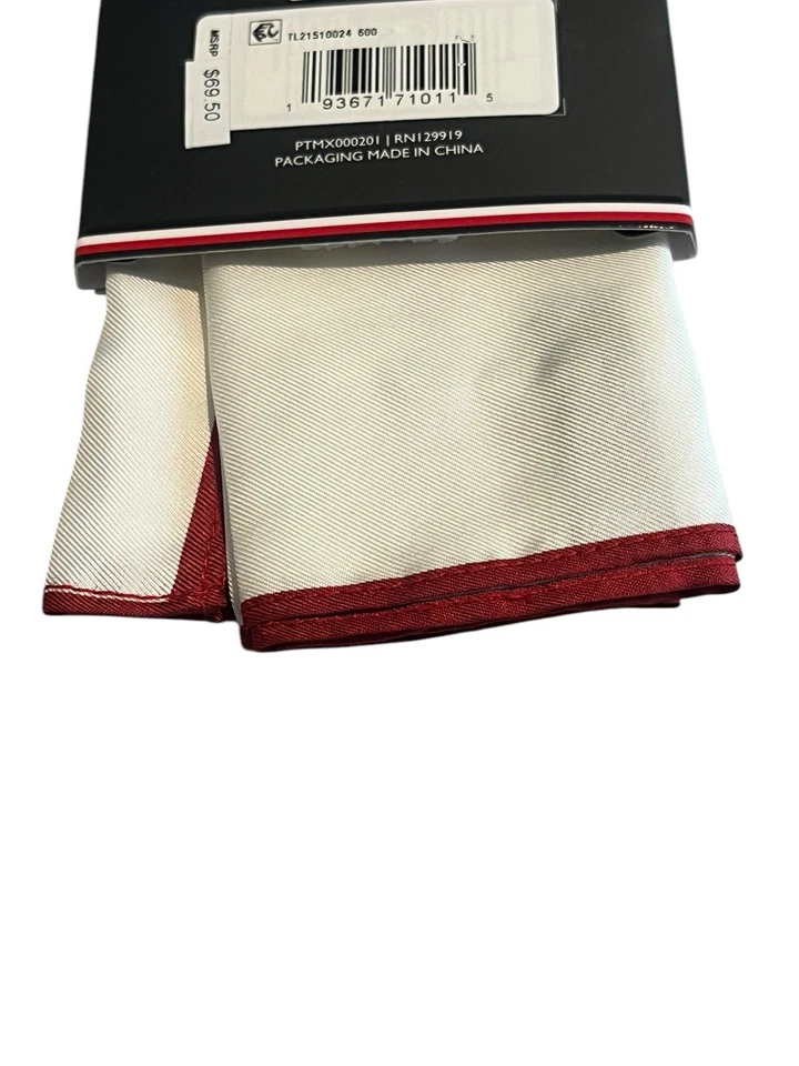 Tommy Hilfiger Pajarita y Bolsillo Cuadrado Conjunto Ajustable Árboles Rojos Pajarita Nuevo con Etiquetas $69 Foto 4 de 4