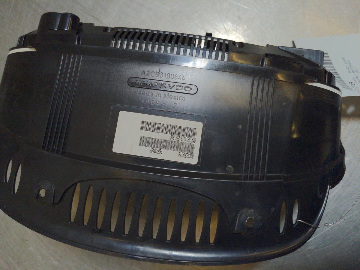 10 11 BMW X6M E71 Speedometer cluster 9227816 4.4l Kph 4.4L twin 