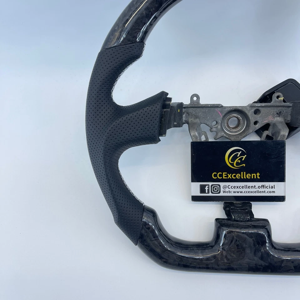 Volante de fibra de carbono real Legacy para Subaru 2003-2007 WRX STI/2005-2007 Foto 3 de 4