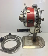 Vintage Eastman Fabric Cutter Upholstery type XD WORKS! NICE! LOOK!