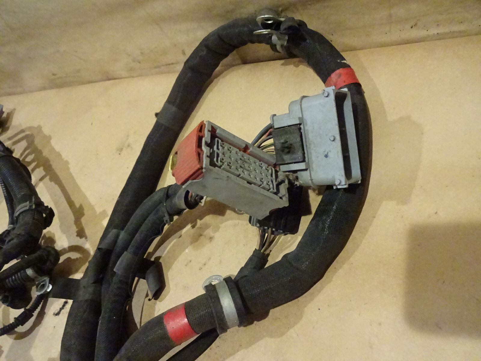Ferrari California - RH Engine Injection Cables/Wire Harness -P/N 254773