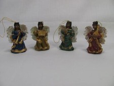 GIFTCO POLYSTONE AFRICAN AMERICAN ANGEL CHRISTMAS ORNAMENTS MUSICAL IN BOX 10