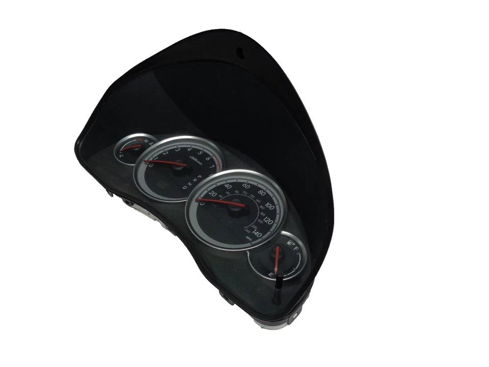 2005 斯巴鲁 Outback 2.5 升 AT 4 速速度计集群 85014AG02A 原始设备制造商 DK812180 — 第 3/4 张图片