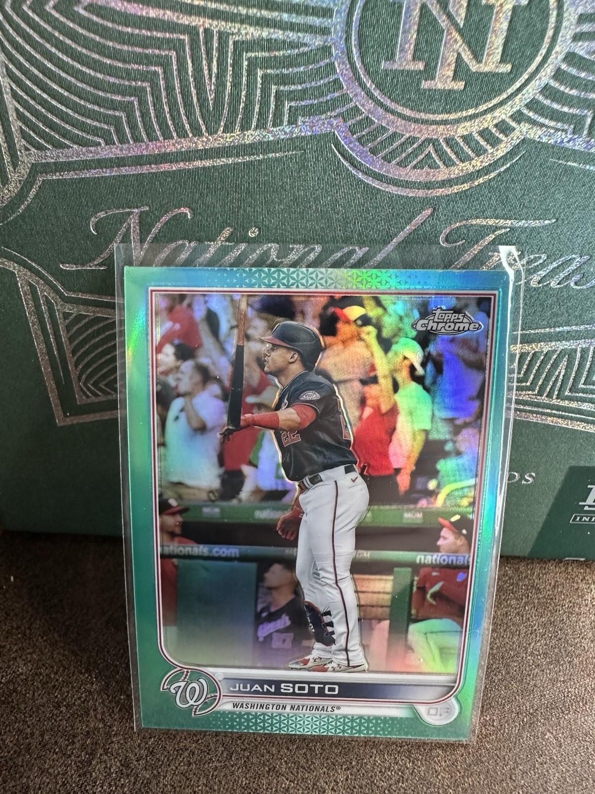 2022 Topps Chrome - Juan Soto #129 Aqua Refractor /199