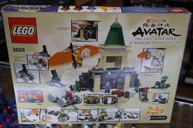 LEGO 3829 Avatar Fire Nation Ship NEW In Factory Seal Ready to go Ships same day