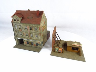 POLA, 1:87, 2 Stadthäuser (Autowerkstatt und Gemüseladen), gebraucht