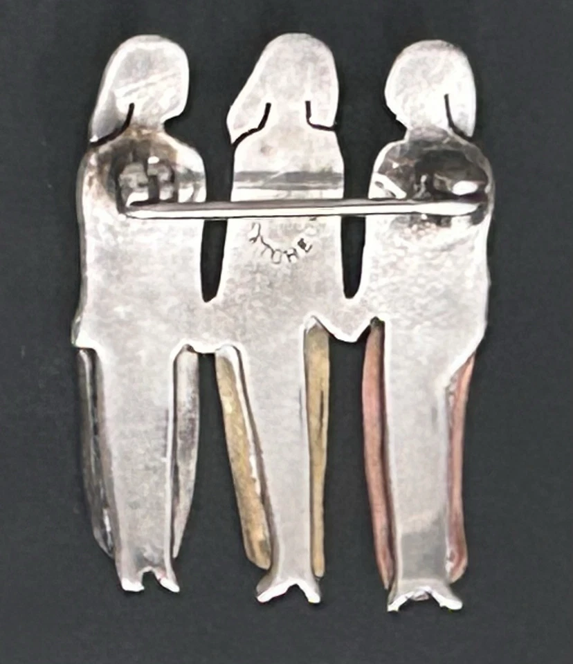 Broche prendedor madre hija Far Fetched Friends Sisters 3 mujeres corazones amor amigos Foto 2 de 3