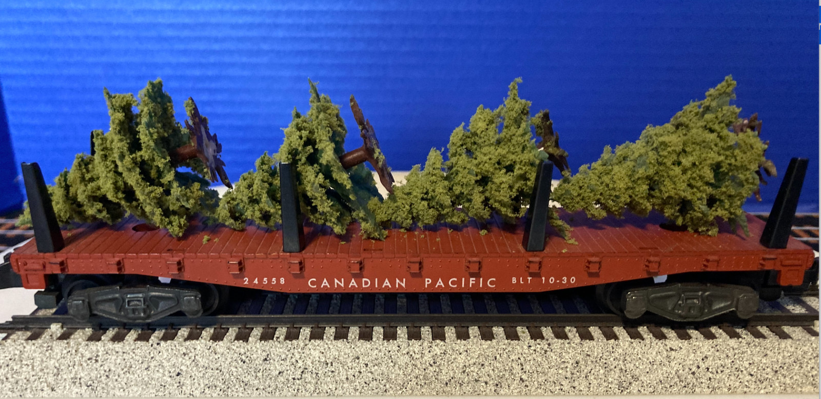 American Flyer S Gauge #24558 Canadian Pacific Christmas Tree Flat w/trees