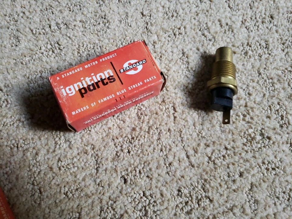 Стандартный датчик температуры TS-50 NOS Standard Motor Products  - Изображение 2 из 2