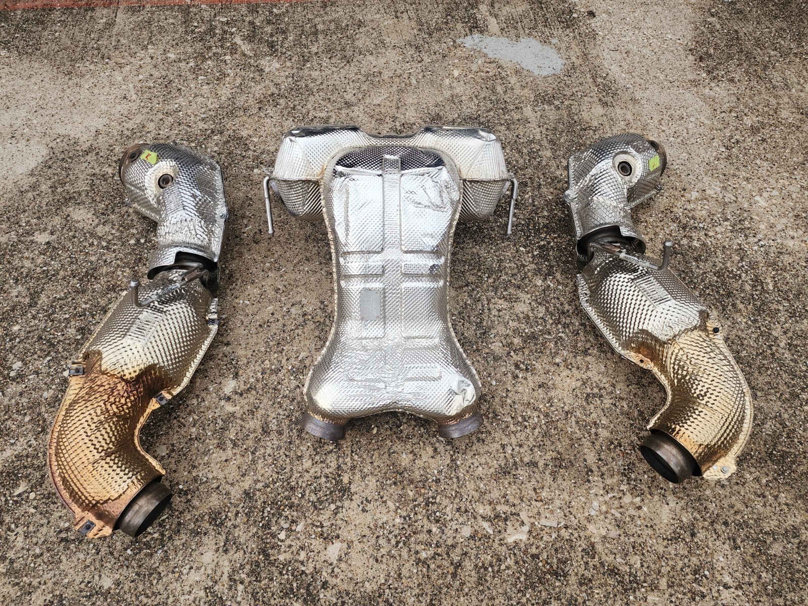 MCLAREN 570 S OEM FACTORY GENUINE ORIGINALEQUIPMENT EXHAUST MUFFLER SYSTEM