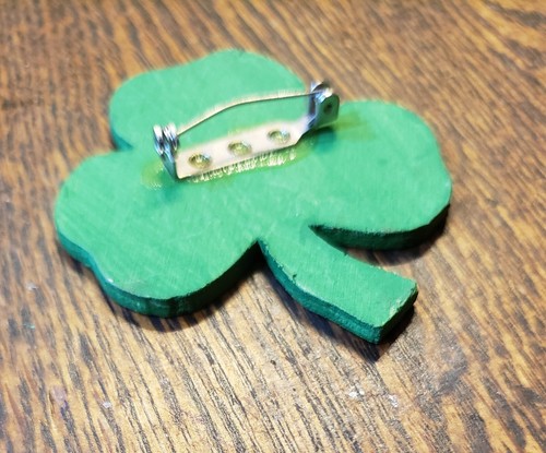 Irish For The Day Three Leaf Clover Pin Broach. St. Pats Shamrock Clover - Picture 3 of 4