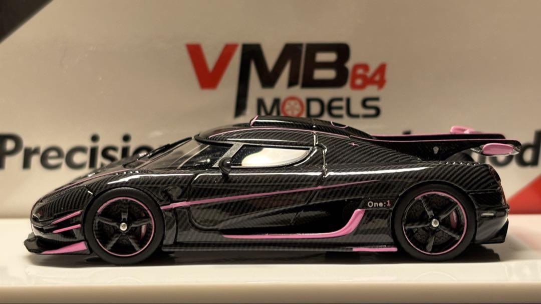 ミニカー VMB 1/64 Koenigsegg one 1 s-l400.jpg