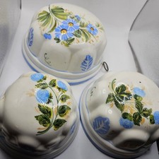 Bassano Pottery Bowls Wall Hangings Floral Paintings Set Of Three Italy Vintage