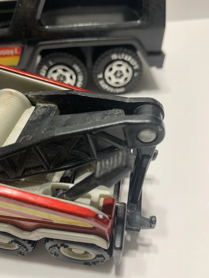 1980's Buddy L Mack Heavy Duty Tow Trucks Kenworth Buddy L Car Hauler - Image 3 of 4