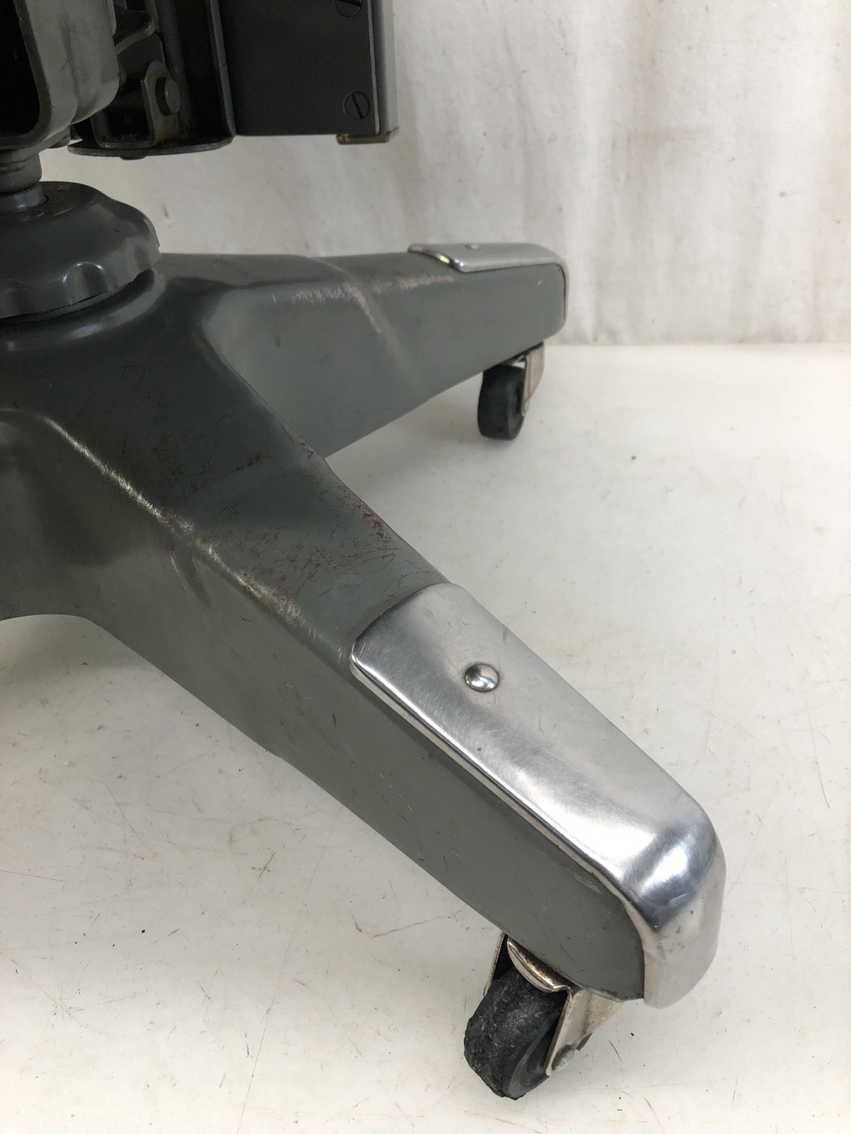 Industrial Swivel Office Tanker Desk Chair Rolling Propeller Base Steel MCM 1960