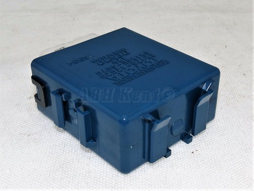 8597012020 Toyota Auirs Véritable Denso 12V Double Serrure Porte Contrôle Unité - Picture 2 of 6