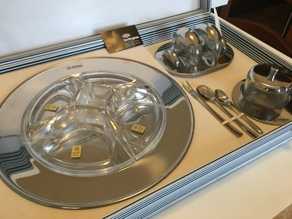 GOTTINGHEN SERVIZIO ANTIPASTIERA, FORMAGGIERA, OLIO PEPE SALE - Immagine 3 di 4