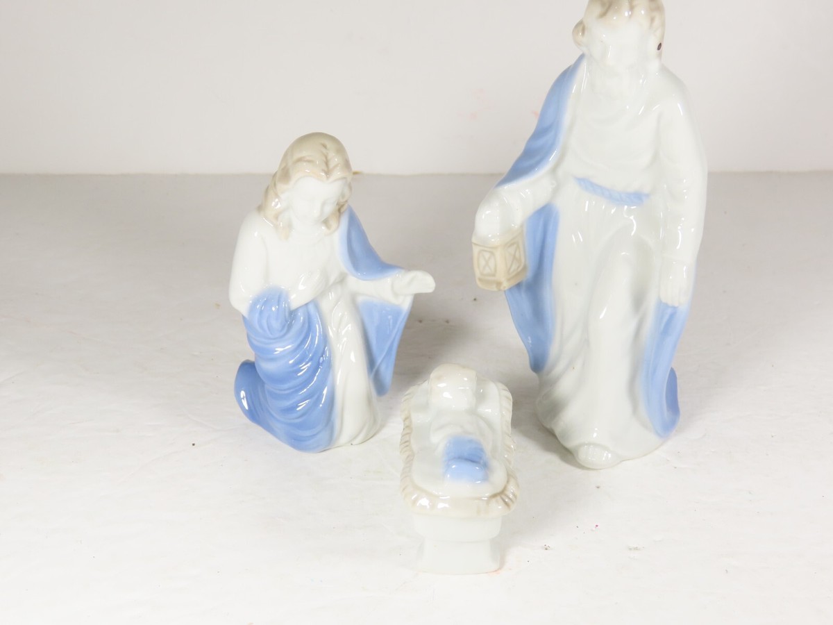 Porcelain Japan Nativity Set Figurines Lot Vintage Christmas Japan