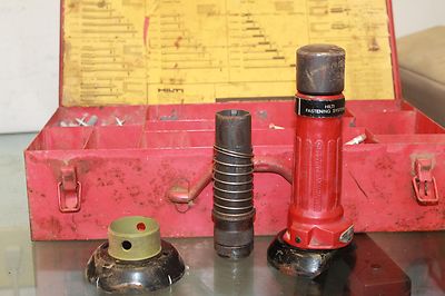 HILTI RAPID FASTENING SYSTEMS MODEL DX 500 STUD DRIVE w/CASE