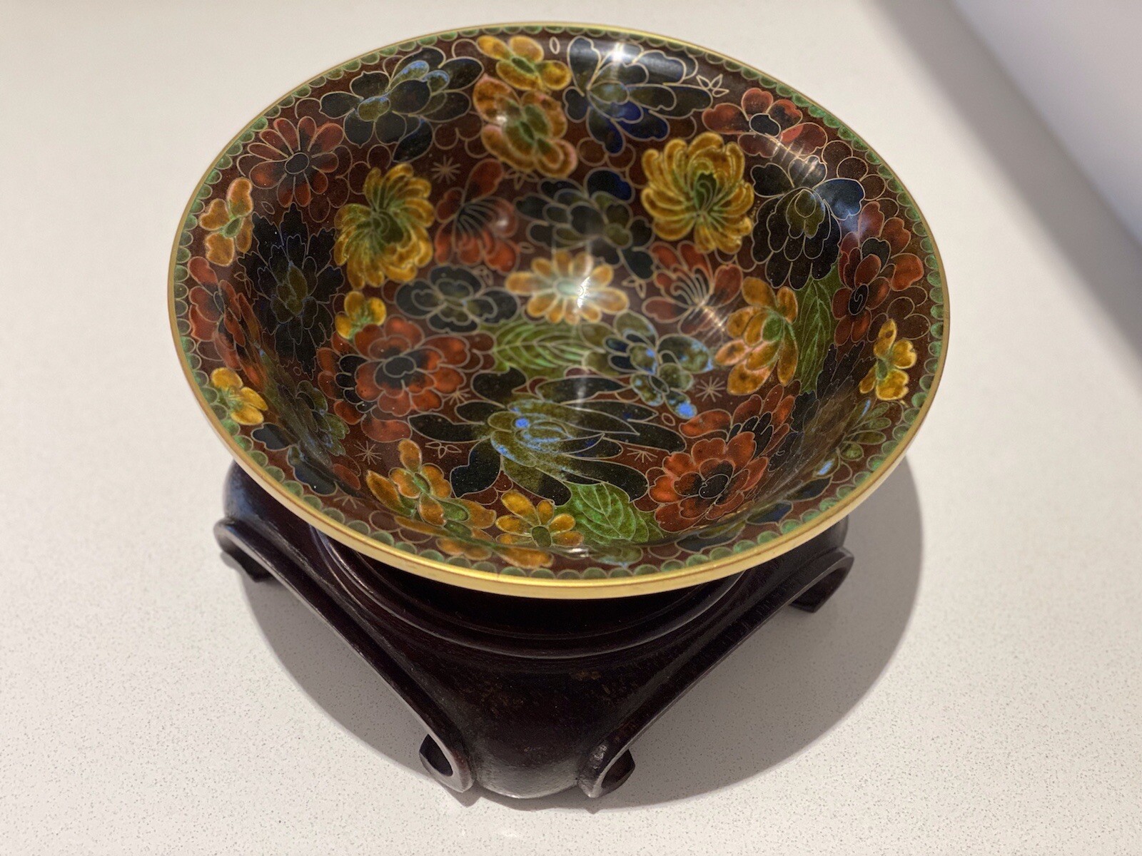 Cuenco chino de Cloisonne con Peana