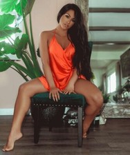 BEAUTIFUL ROSA ACOSTA 8X10 Photo