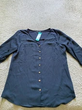 Fortune + Ivy Women 3/4 Sleeve V-Neck Button-Up Shirt Navy Size S