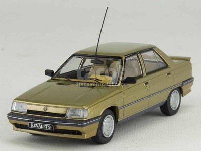RENAULT R12 TL 1970 blanche échelle 1/43 IXO collection ALTAYA sans