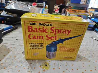 Badger 250-1 Basic Spray Gun Set without Propel Can New in Box