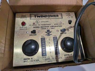 MRC Twinpower Model 202UL HO Train Transformer   Dual Cab Controller
