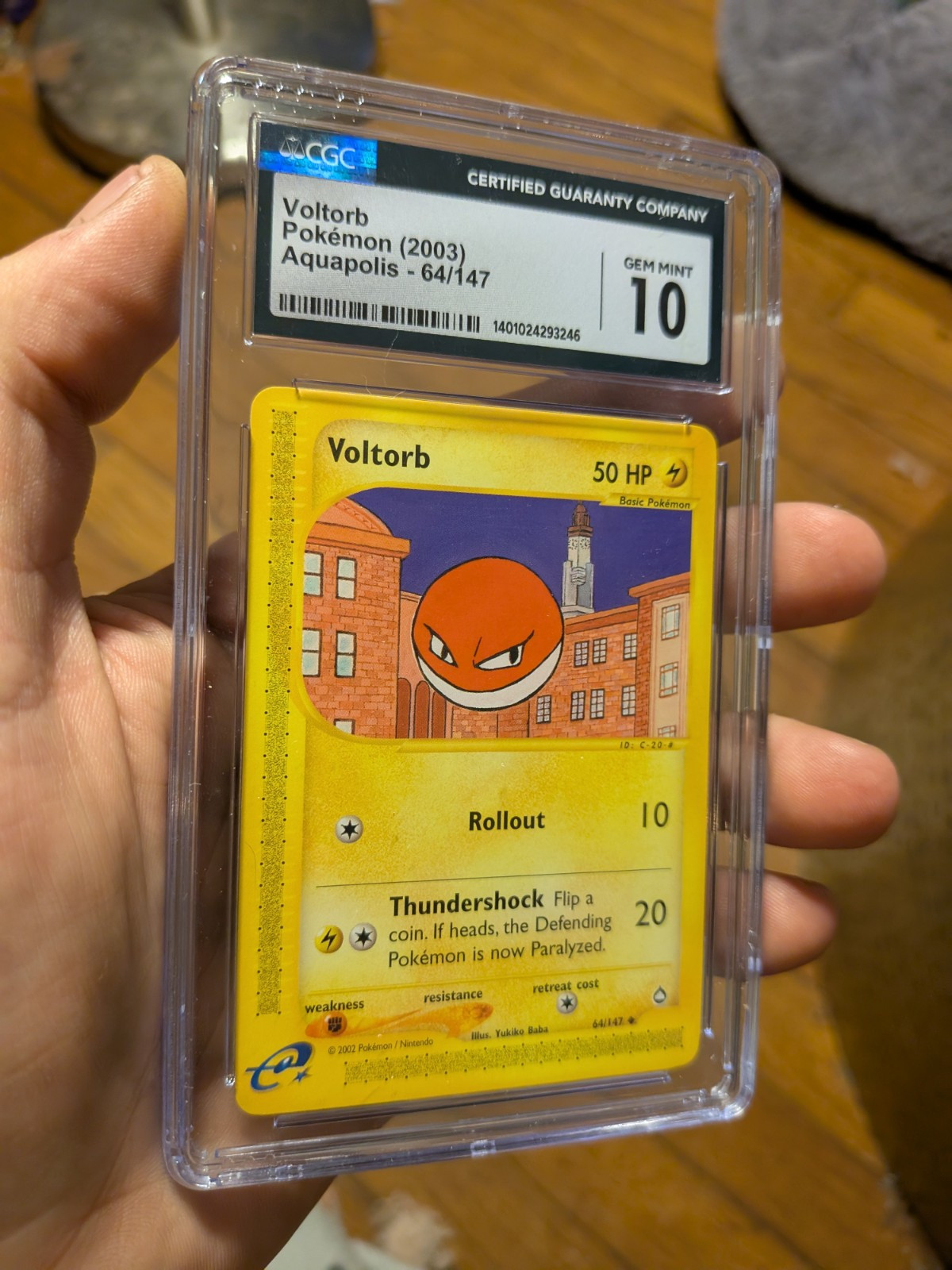 (TOP POP 10) CGC 10 GEM MINT Voltorb 64/147 Aquapolis Pokemon Card