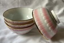 Set Of 4 Pink White Chinese 4.5 Porcelain Rice/Soup Bowls. Gold Rim Trim.