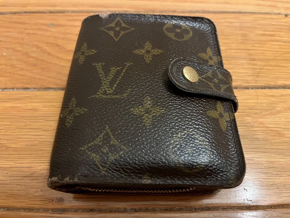 LOUIS VUITTON Monogram Zippy Compact Wallet 43901