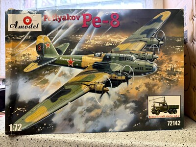 Amodel 72142. Petliakov Pe 8 & aircraft starter AS-2