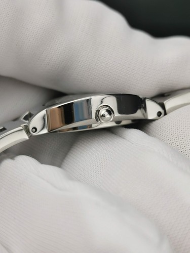 FENDI Orologi 3050L Women's Watch | Clean Condition | Japan Seller - Picture 5 of 12