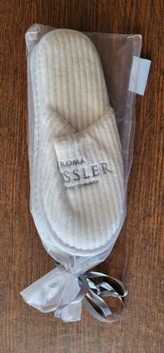 Hotel Roma Hassler Stairway To Heaven White Slippers - 第 2/5 張圖片