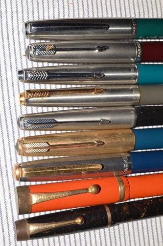 VINTAGE PARKER FOUNTAIN PEN COLLECTORS ESTATE LOT - Picture 7 of 23