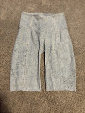 Lululemon Women’s Gray Marble Pattern Biker Shorts Yoga Activewear Size 2