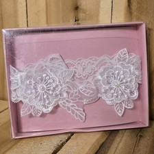 Wedding Garter White Floral Pearl Lace Elastic Stretch New In Box Bride Dance
