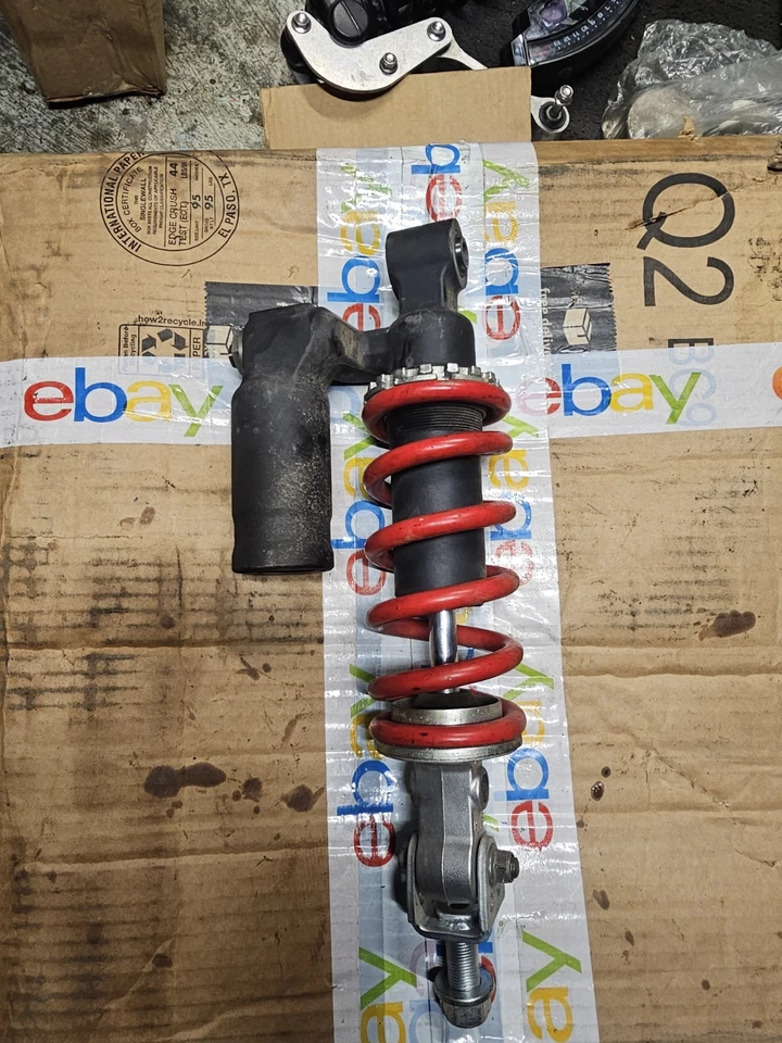 Kawasaki Ninja ZX10R 2011-2015 OEM AMORTIGUADOR TRASERO SUSPENSIÓN RESORTE Foto 2 de 2