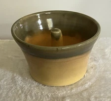 Browns POTTERY APPLE BAKER, BAKING DISH, 5.5 Inches Round