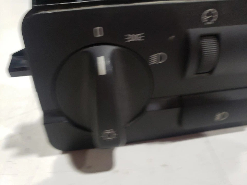 Headlight Switch - 2002 BMW 325CI E46 Convertible - OEM 6919844 - Image 2 of 4