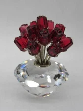 VERY NICE. VASE OF 15 RED ROSES FOR 15TH SCS ANNIVERSARY YEAR  2002