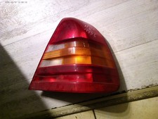 Rücklicht Rückleuchte rechts für Mercedes-Benz C-Klasse W202 Limousine