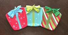 Christmas Tidbit Serving Dish Platter 3 Gift  Boxes Bows Design Holiday Smack 