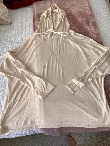 OFF WHITE Felpa con cappuccio Batwing a costine panna (2x)