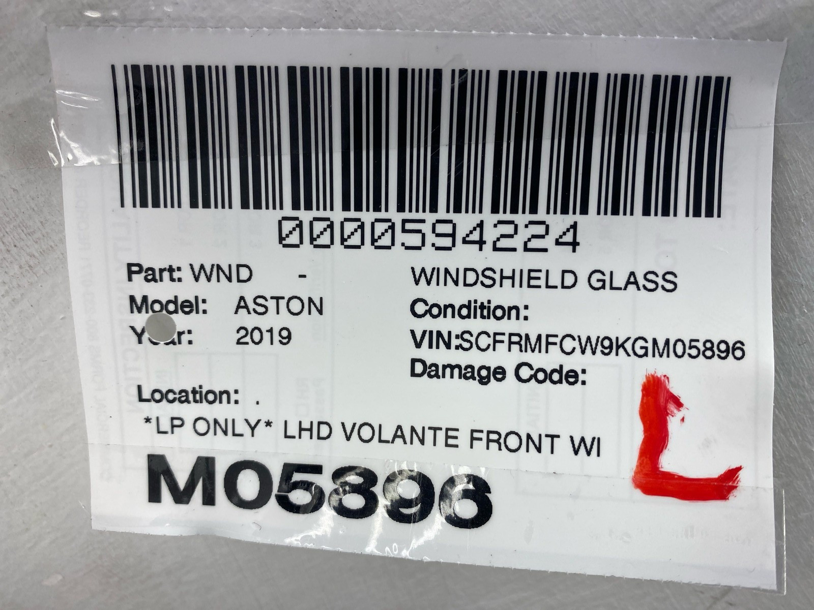 Aston Martin DB11 Volante 2017-2023 Front Windshield